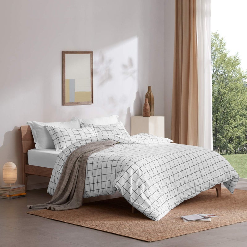 SLEEP ZONE Grid Printed Duvet Cover Queen Size with Zipper Closure & 8 Corner Ties, Soft Breathable All Seasons Comforter Cover Set 3 Pieces (Queen) - Image 2